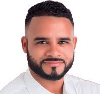 <strong>Carlos M. – 32 años, </strong><em> Comprador de Facebook</em>